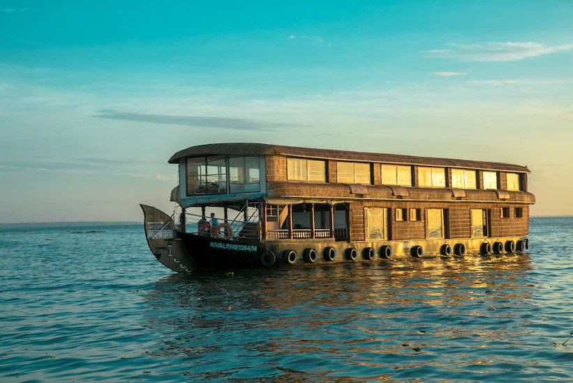 Tharangini Houseboats